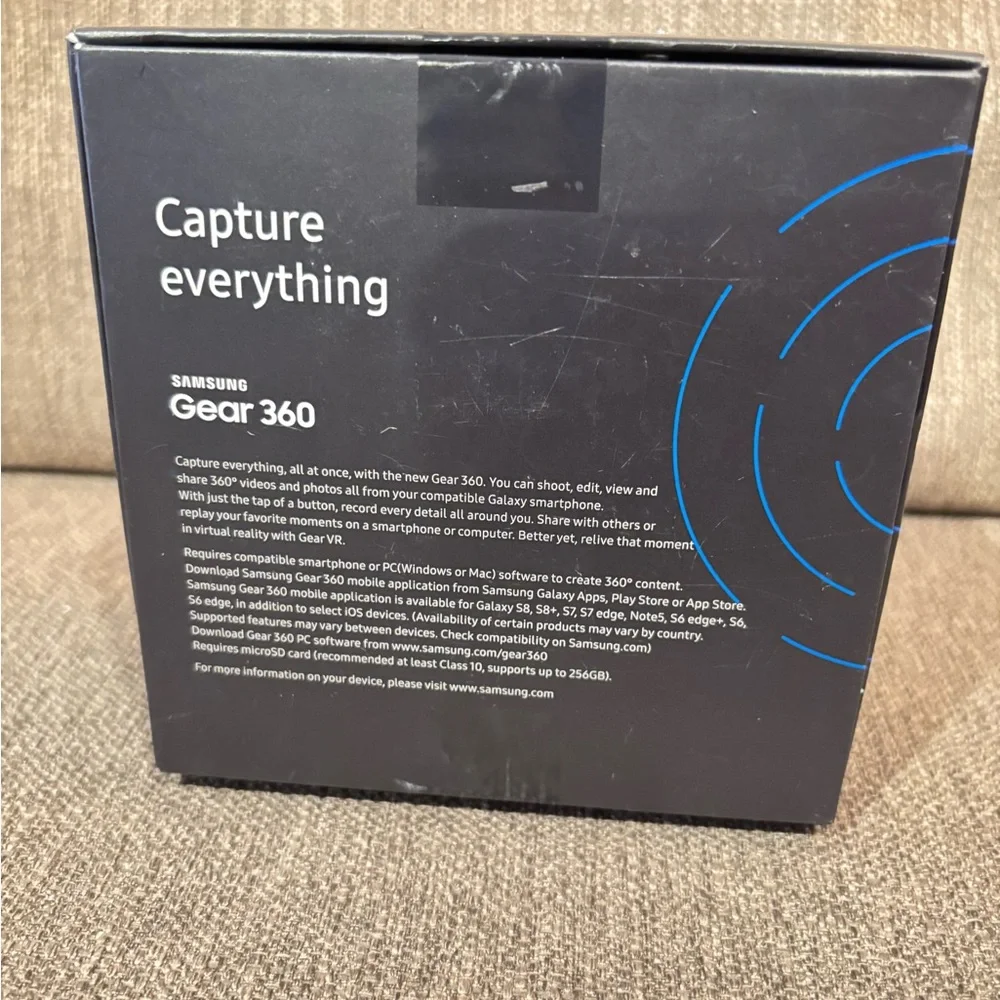BRAND NEW: Samsung Gear 360 with Accessories